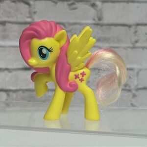 My Little Pony Hasbro G4 FLUTTERSHY 3in Pegasus Pony Brushable Tail